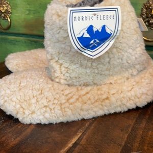 NEW Nordic Fleece One Size approx 6-10